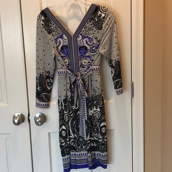 ECI Dress. - Picture 3 of 9